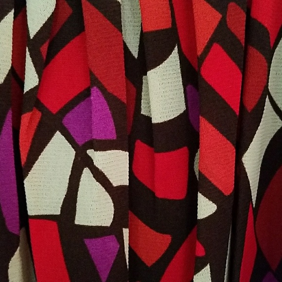 Top - Picture 2 of 4